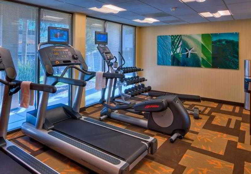 Courtyard By Marriott San Diego Hotel